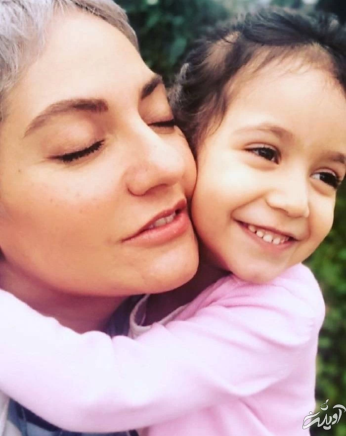 مهناز افشار و دخترش لیانا مهناز افشار و دخترش